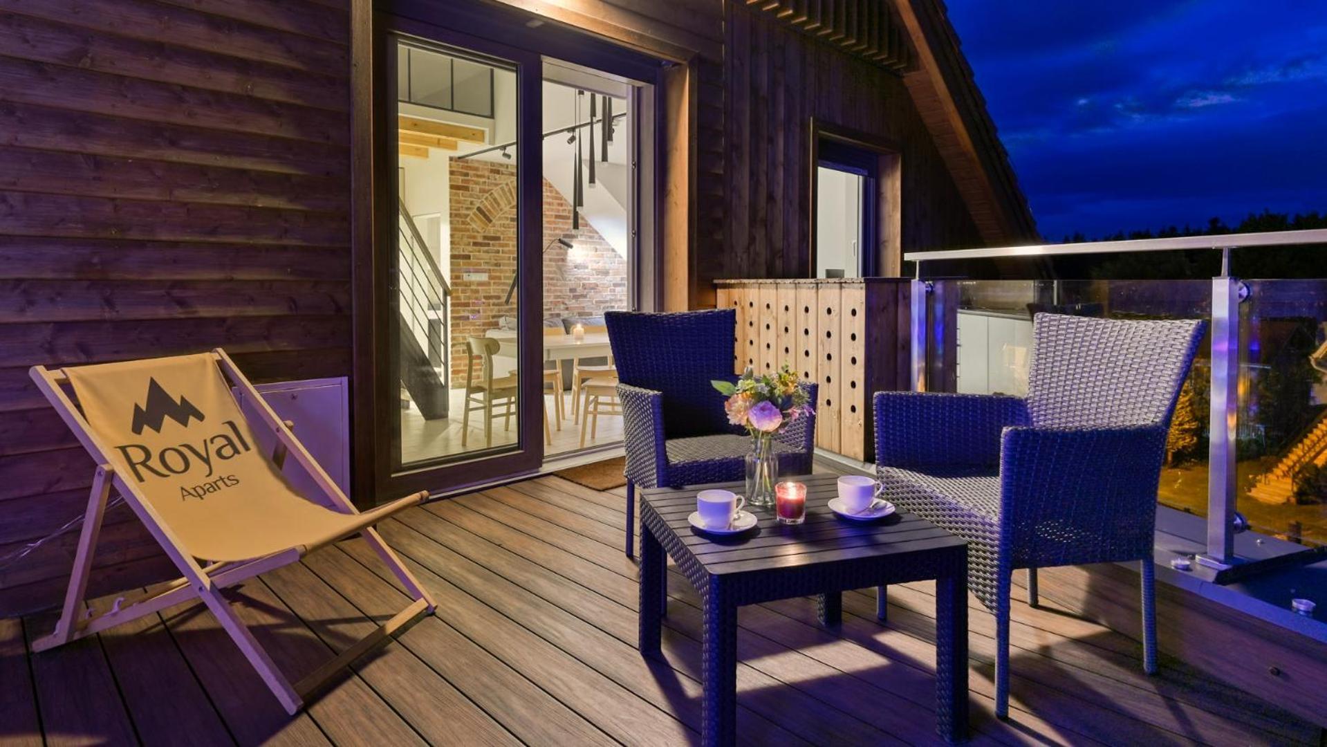Royal Prestige Collection Z Prywatnym Jacuzzi - Stone Hill Resort Z Basenem I Saunami シクラルスカ・ポレンバ エクステリア 写真